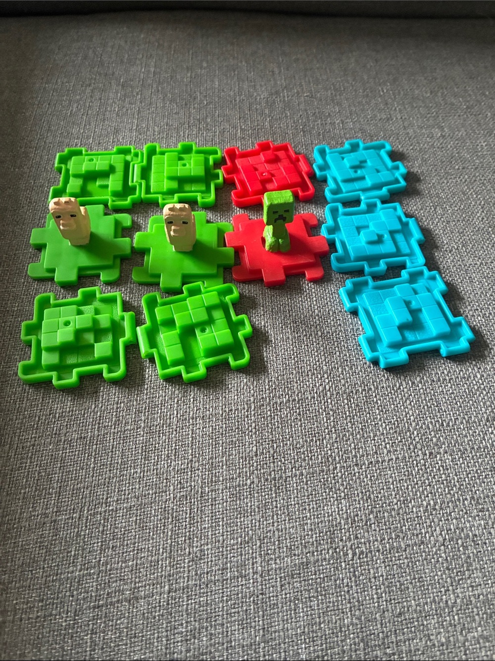 Random Minecraft Toy Pieces